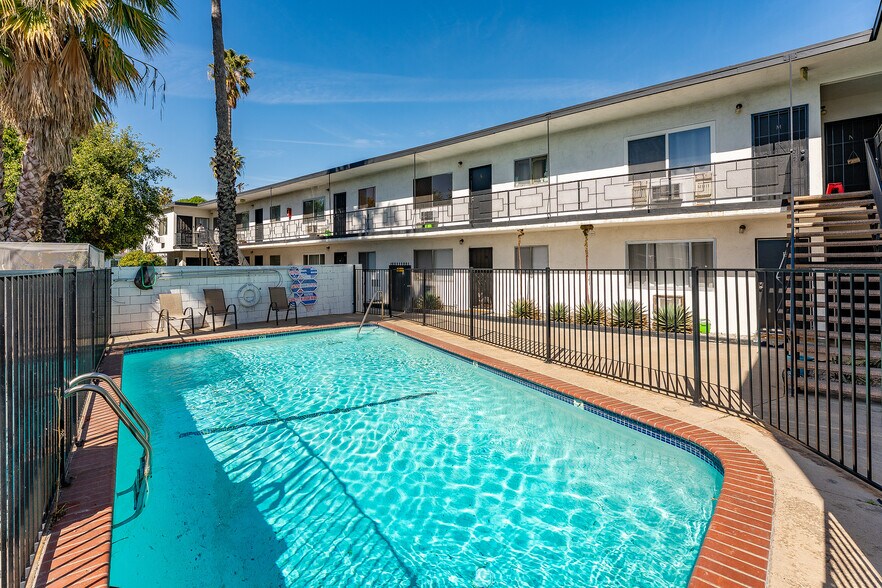 More Photos Of 252 W Elm Ave, Burbank Apartments For Sale