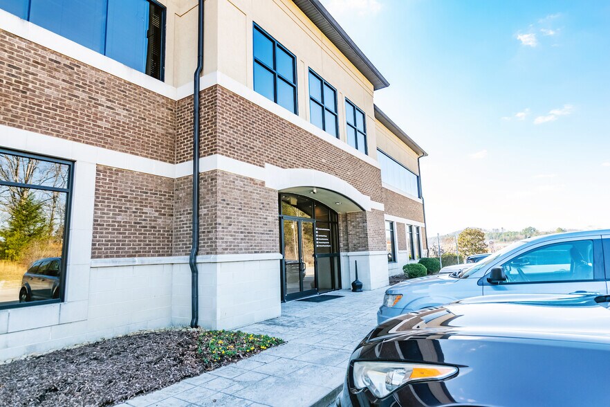More Photos Of 550 Town Creek Rd, Lenoir City Medical For Lease