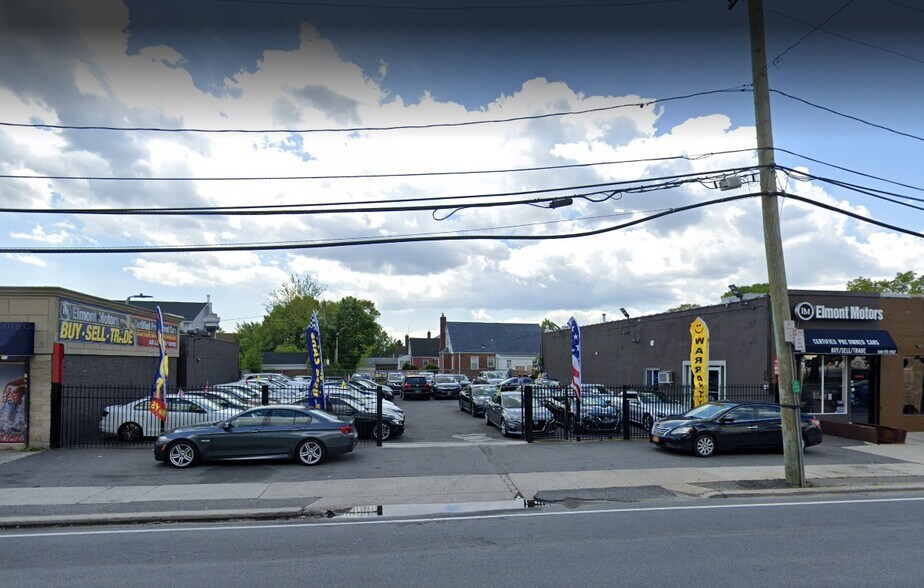 Primary Photo Of 127-129 Hempstead Tpke, Elmont Restaurant For Lease