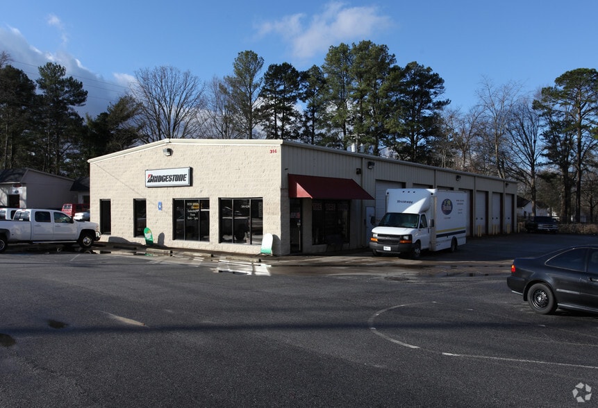 Primary Photo Of 314 Buford Dr NE, Lawrenceville Auto Repair For Sale