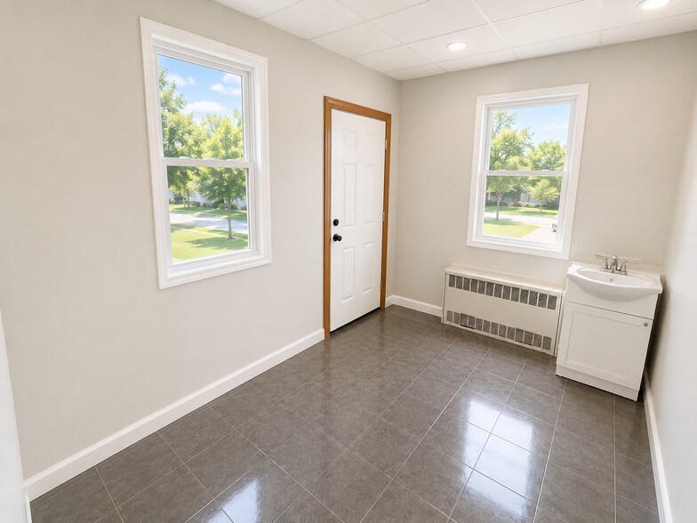 More Photos Of 238 Beach 20th St, Far Rockaway Medical For Lease