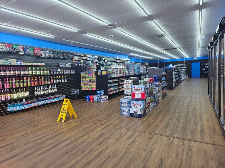 More Photos Of 518 Hooper Rd, Endicott Storefront For Sale