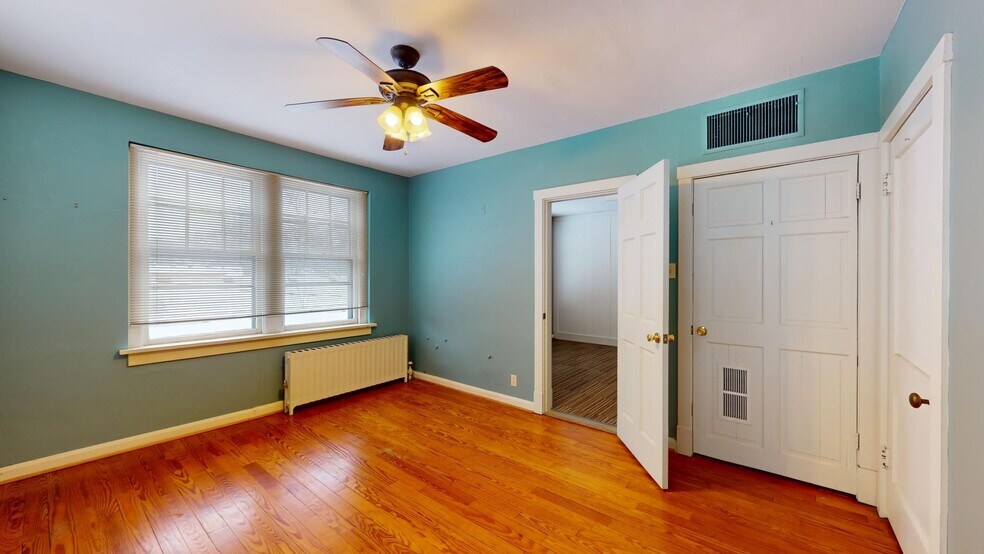 More Photos Of 7905 Big Bend Blvd, Webster Groves Office For Lease