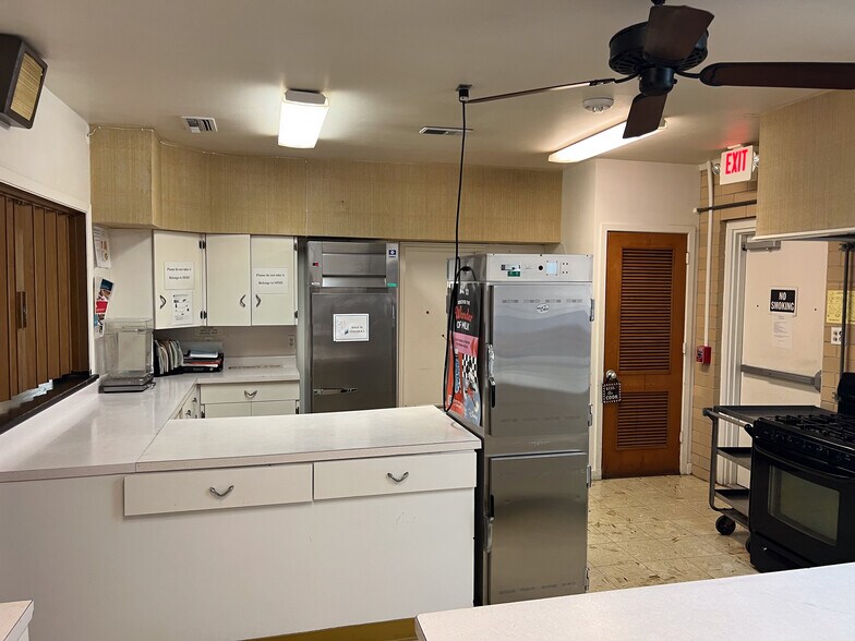 More Photos Of 7155 Ashburn St, Houston Schools For Sale