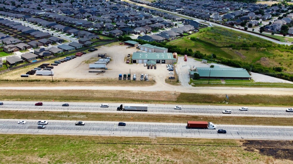 Primary Photo Of 9204-9300 US Highway 287, Fort Worth Flex For Lease