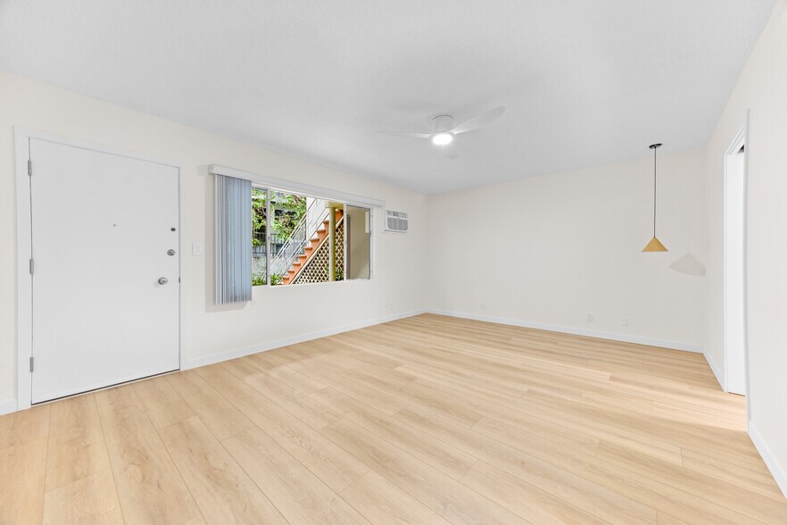 More Photos Of 4345 Ventura Canyon Ave, Sherman Oaks Apartments For Sale