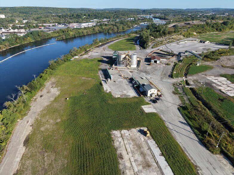 More Photos Of 300 Marmora St, Quinte West Land For Sale