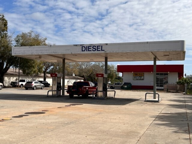 More Photos Of 1616 Dale Mabry Hwy, Lutz Auto Repair For Sale
