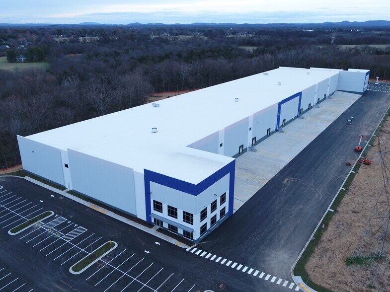 More Photos Of 315 W Rutherford Blvd, Murfreesboro Unknown For Lease