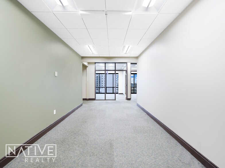 More Photos Of 1909 Tyler St, Hollywood Office For Lease