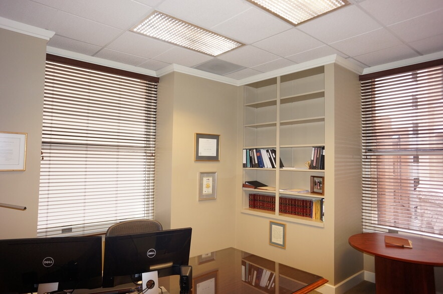 More Photos Of 730 17th St, Denver Office For Sale