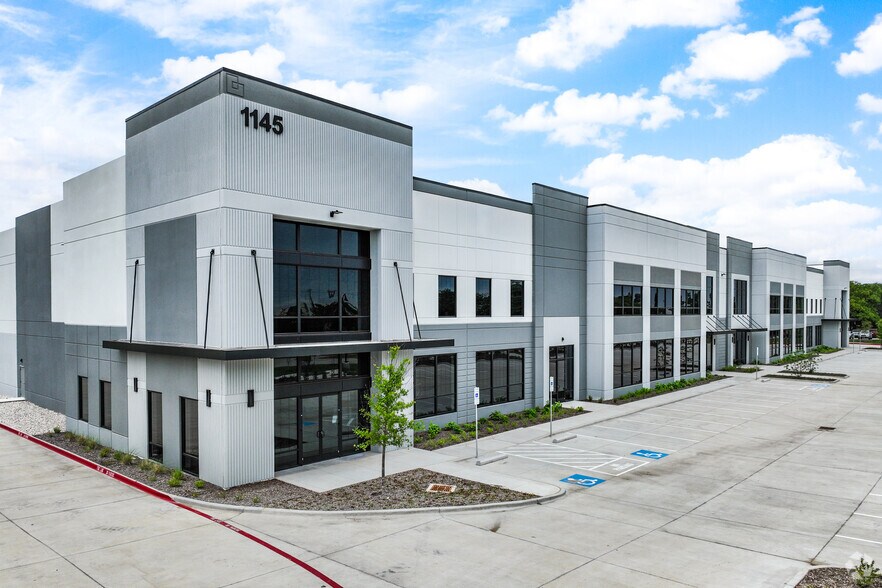 Primary Photo Of 1145 107th St., Arlington Warehouse For Sale