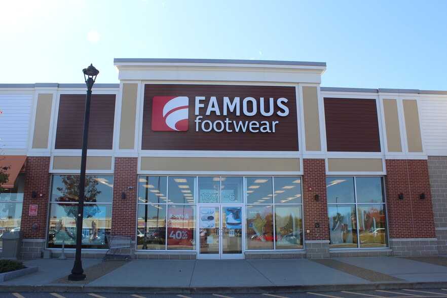 More Photos Of 92 Farmington Rd, Rochester Unknown For Lease