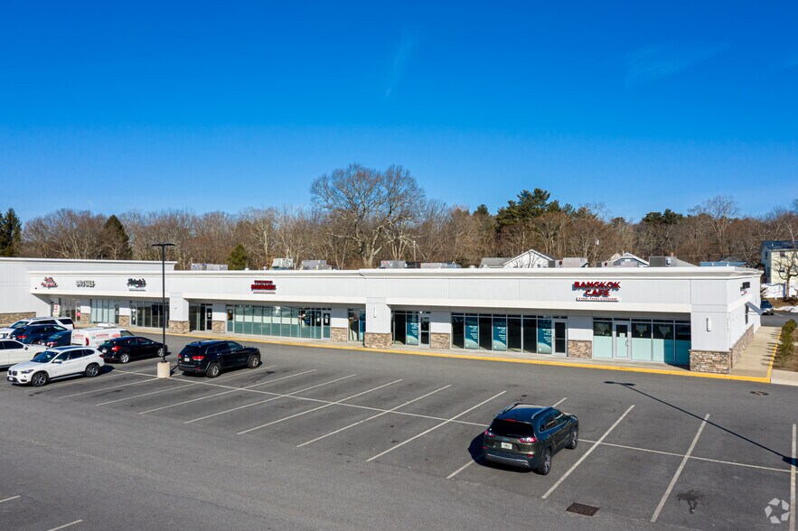 More Photos Of 2-10 Foxborough Blvd, Foxborough Unknown For Sale