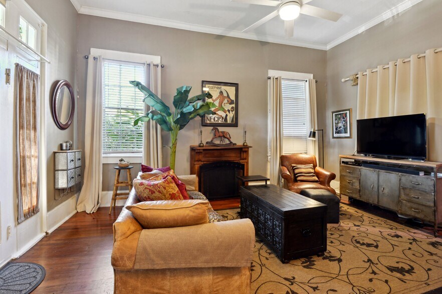 More Photos Of 1933 Esplanade Ave, New Orleans Multifamily For Sale