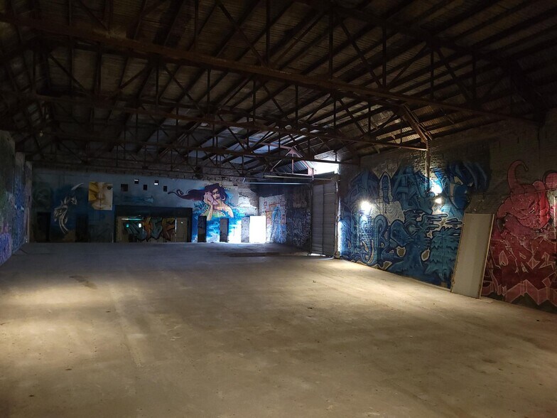 More Photos Of , Memphis Unknown For Sale