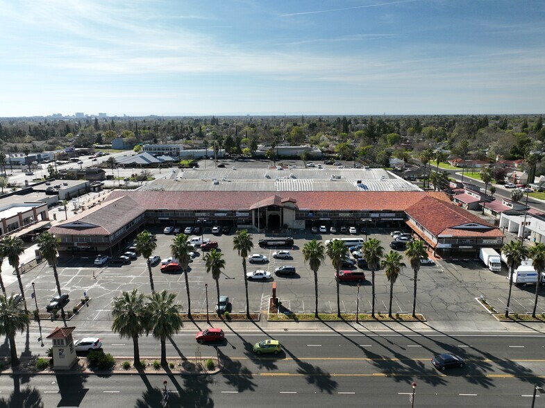 More Photos Of 2917-2999 Fulton Ave, Sacramento Office Residential For Sale