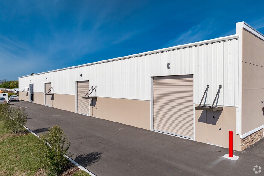 More Photos Of 1540 Bend dr, Tarpon Springs Warehouse For Lease