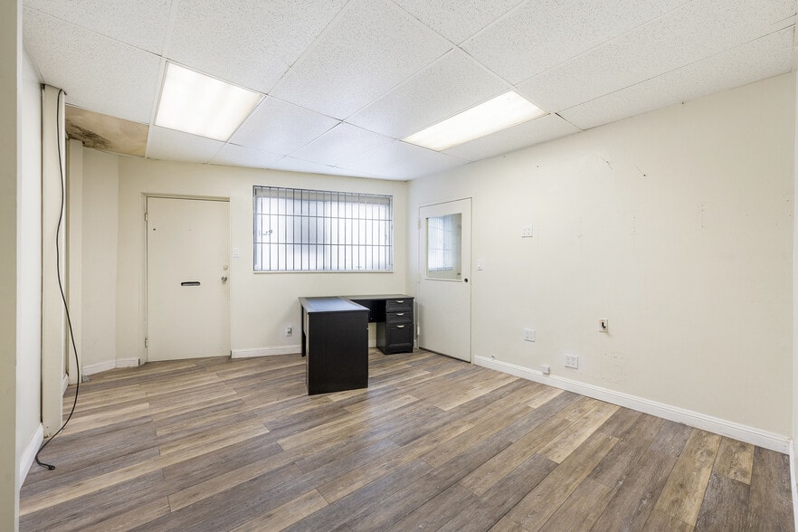 More Photos Of 57 Loomis St, San Francisco Warehouse For Lease