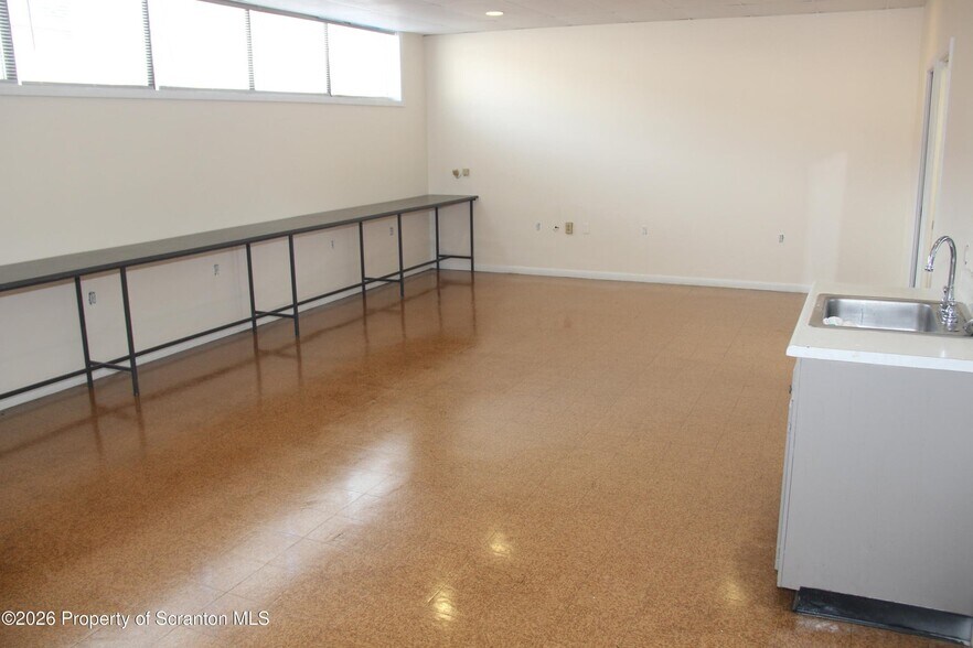 More Photos Of 411-415 S Washington Ave, Scranton Freestanding For Lease