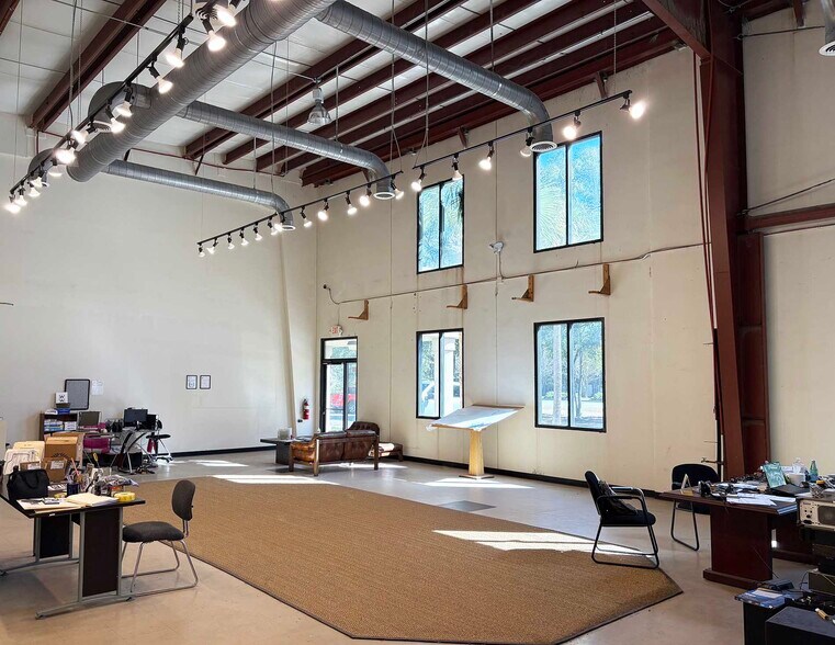 More Photos Of 2300 Clements Ferry Rd, Charleston Warehouse For Lease