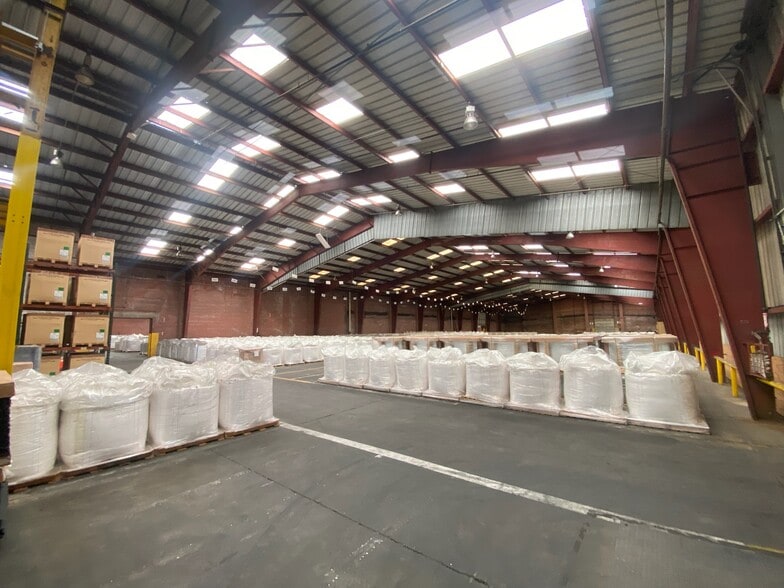 More Photos Of 2391 Levy St, Shreveport Warehouse For Lease