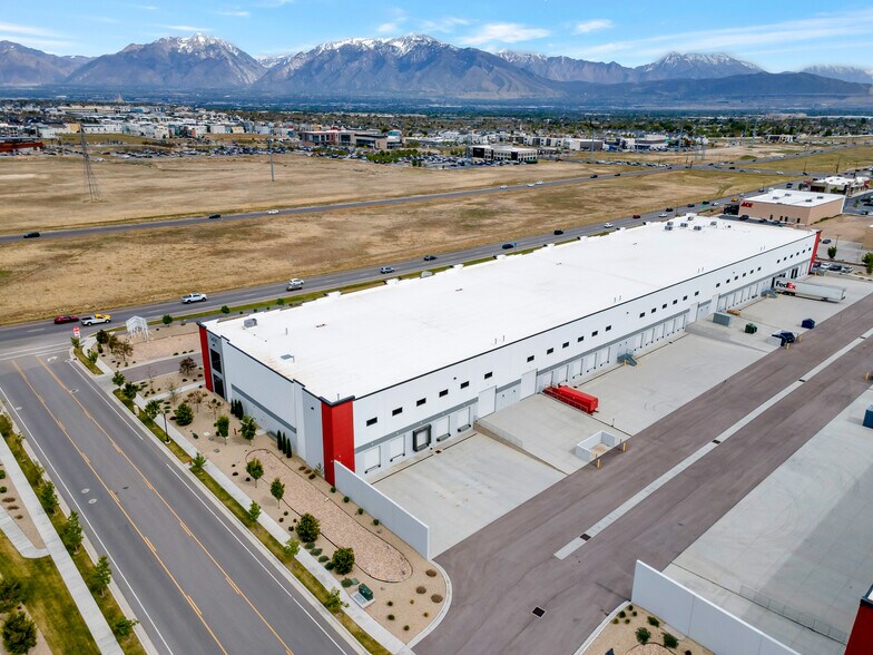 More Photos Of 11400 S Mountain View Cor, South Jordan Distribution For Lease