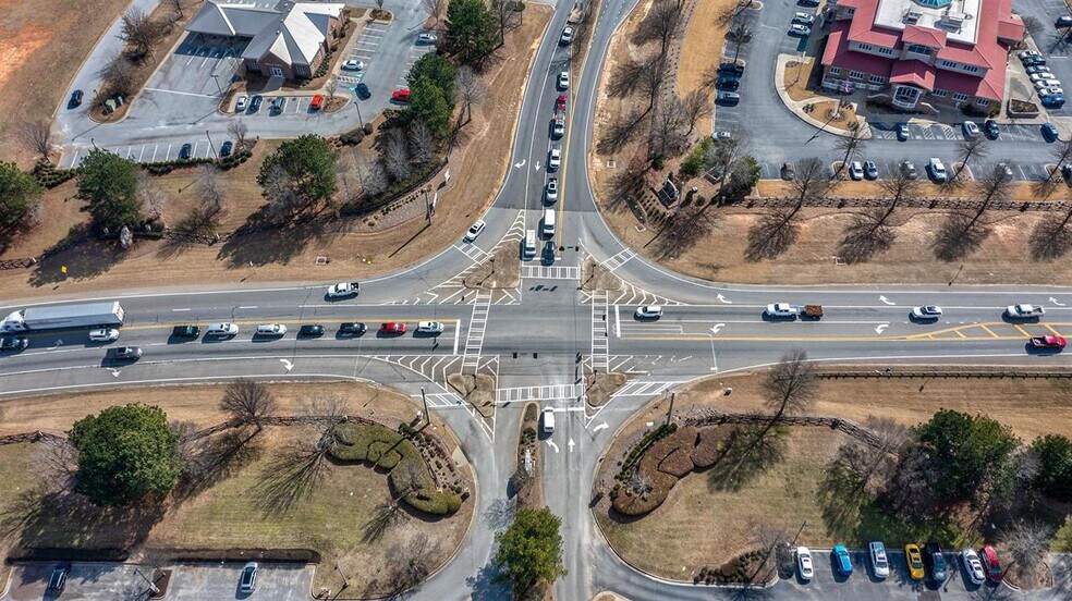 More Photos Of 1045 Commerce Dr, Greensboro Land For Sale