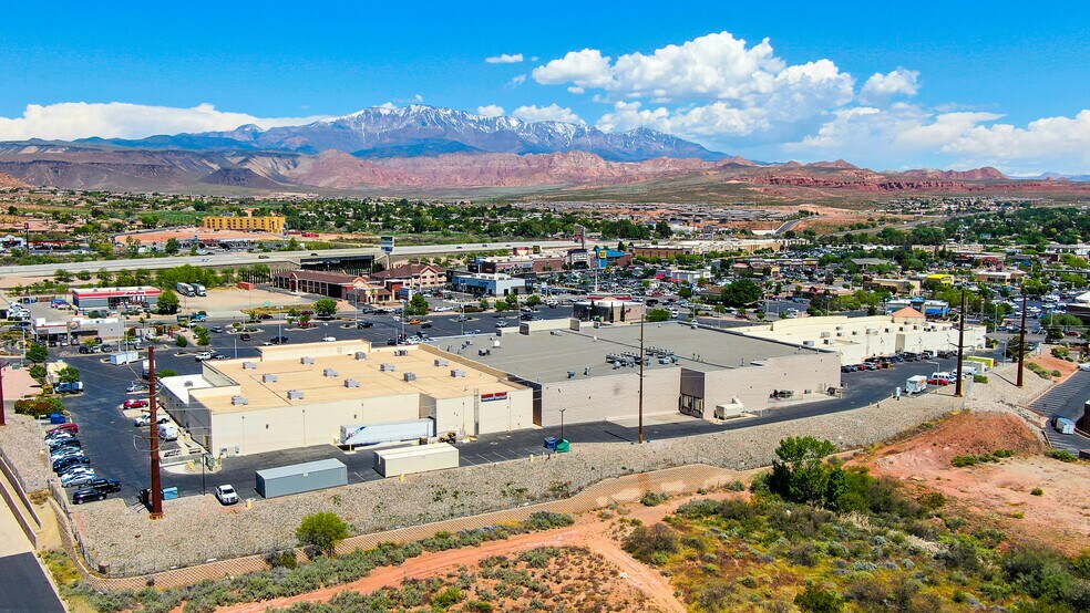 More Photos Of 875 W Red Cliffs Dr, Washington Supermarket For Sale