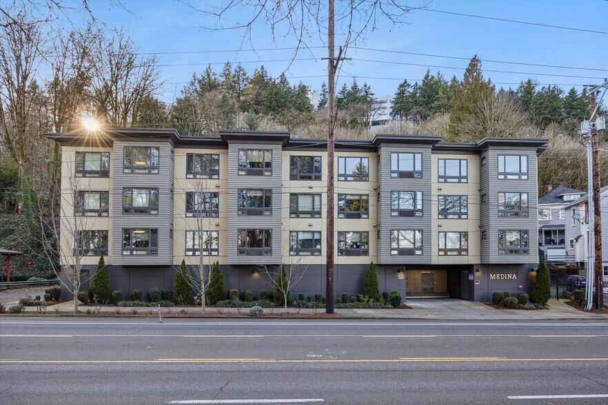 More Photos Of 2926 SW 4th Ave, Portland Apartments For Sale