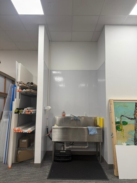 More Photos Of 2227 Irving Blvd, Dallas Warehouse For Sale