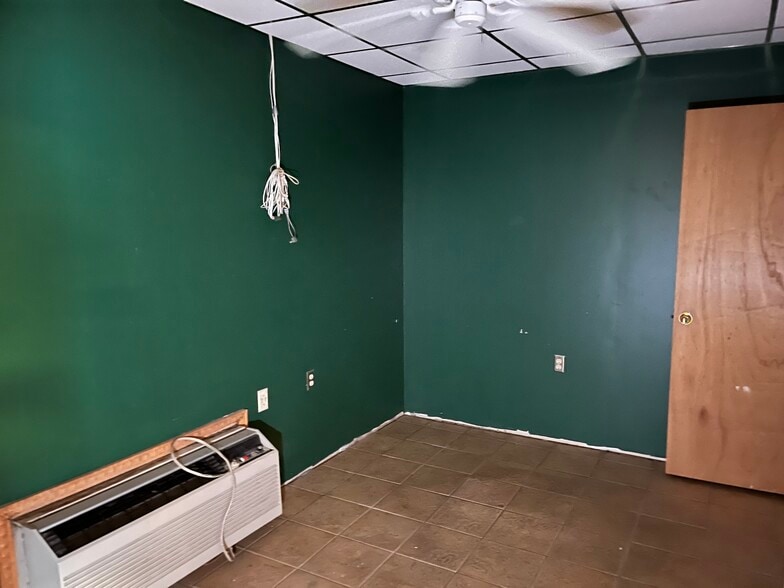 More Photos Of 4716 Augusta Rd, Savannah Fast Food For Lease