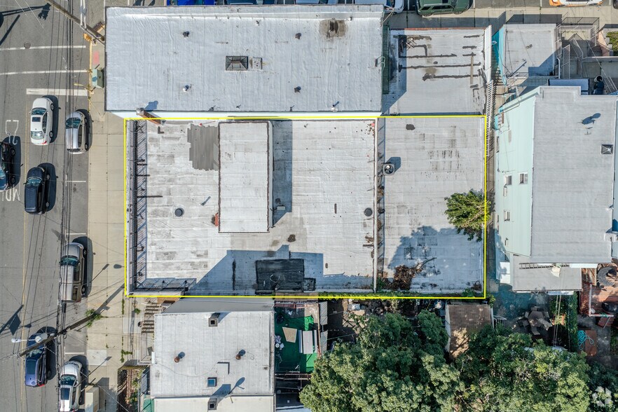 More Photos Of 910 Grand Ave, North Bergen Warehouse For Sale