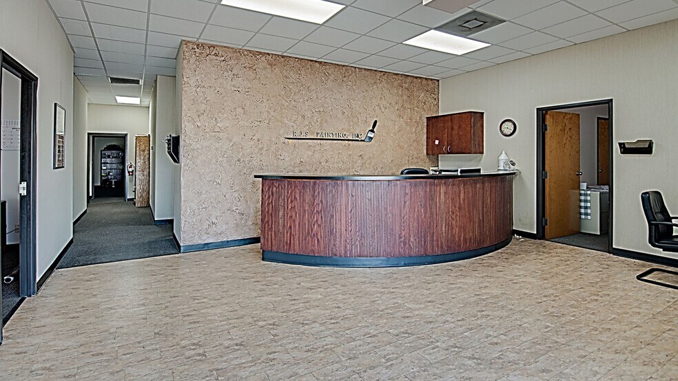 More Photos Of 635 Robbie Dr, Irving Flex For Sale