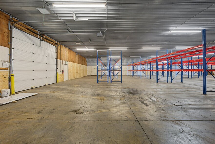 More Photos Of 211 Toro Rd, Tomah Warehouse For Lease