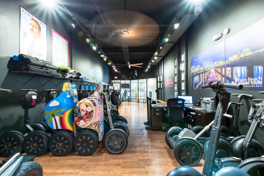 More Photos Of 330 Clematis St, West Palm Beach Storefront Retail Office For Sale