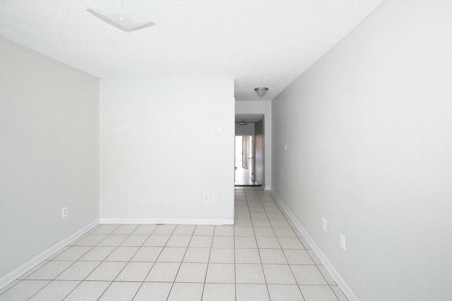 More Photos Of 2215 Buffalo Trl, Morristown Apartments For Sale