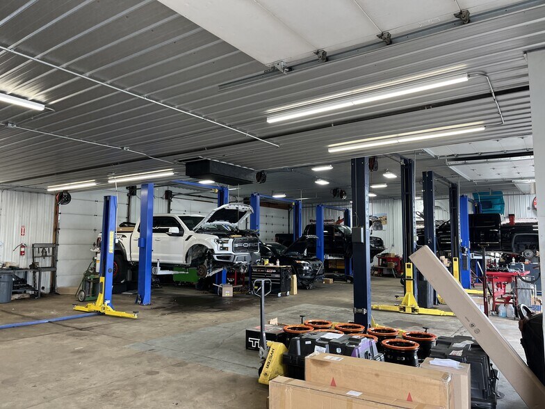 More Photos Of 11 W US Highway 6, Peru Auto Dealership For Sale