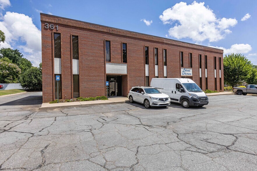 More Photos Of 361 N Marietta Pky NE, Marietta Medical For Lease
