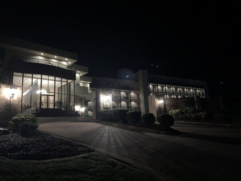 More Photos Of 4125 State Highway 86, Ridgedale General Retail For Sale