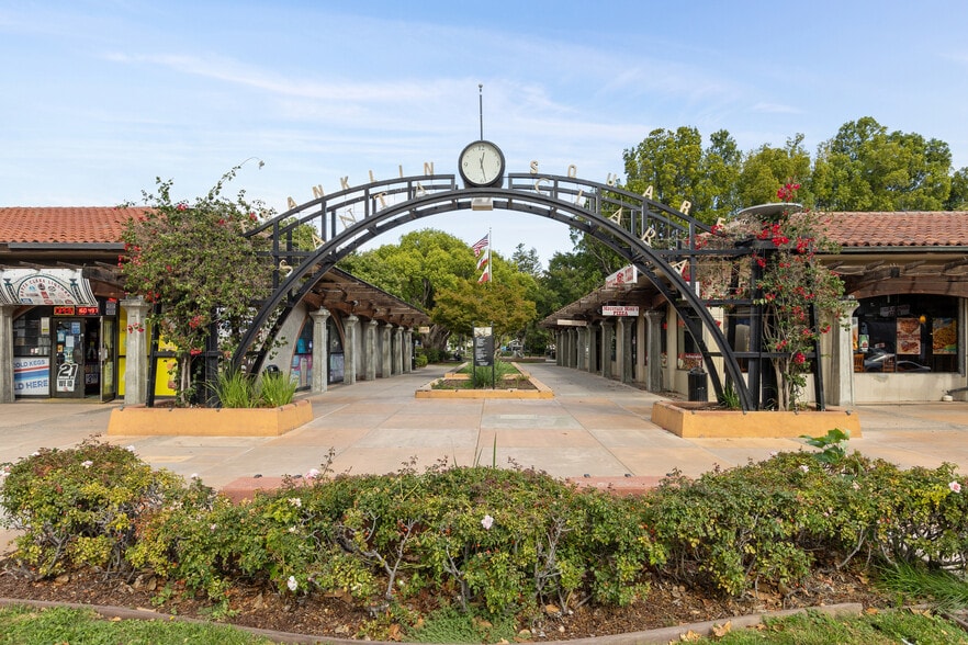 More Photos Of 951 Monroe St, Santa Clara Freestanding For Sale