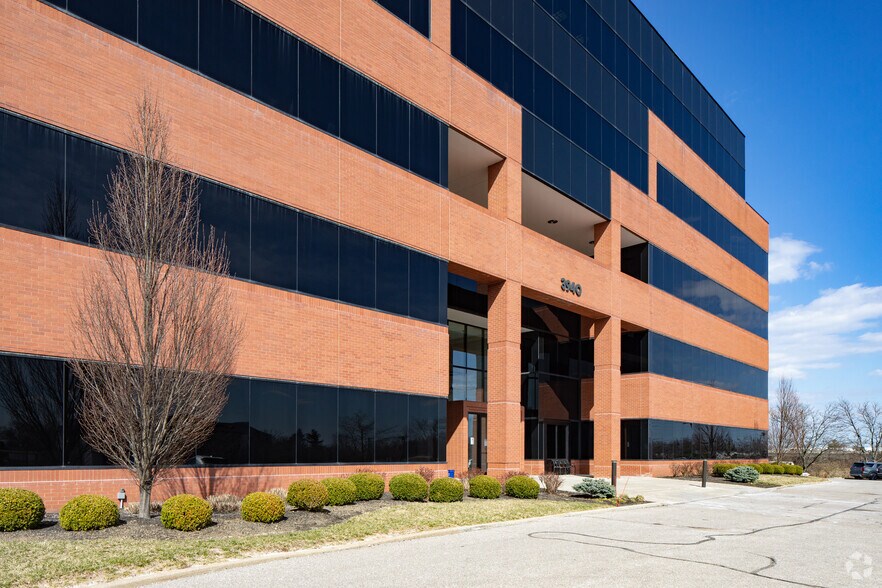 More Photos Of 3940 Olympic Blvd, Erlanger Office For Lease