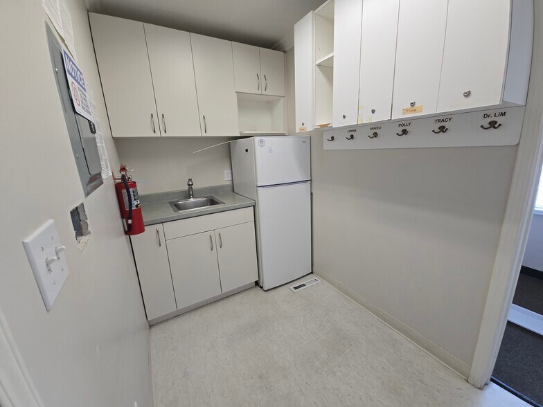 More Photos Of 1200 Scott Blvd, Santa Clara Medical For Lease