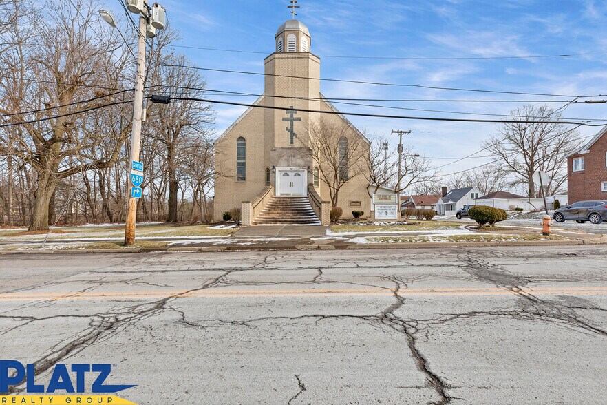 More Photos Of 127 Steel St, Youngstown Religious Facility For Sale