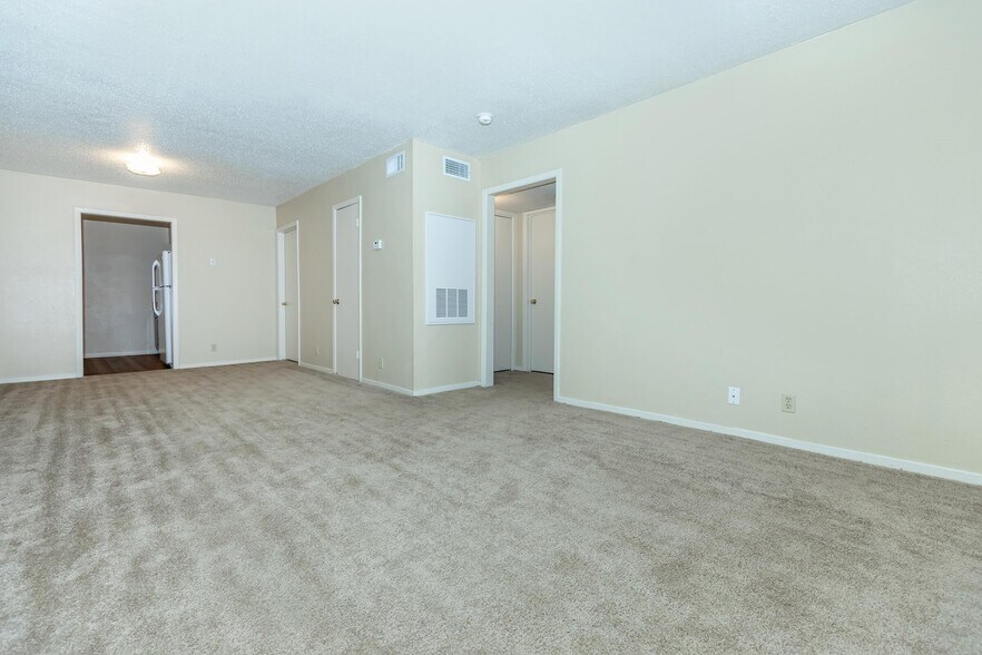 More Photos Of 4075 Laurel St, Beaumont Apartments For Sale