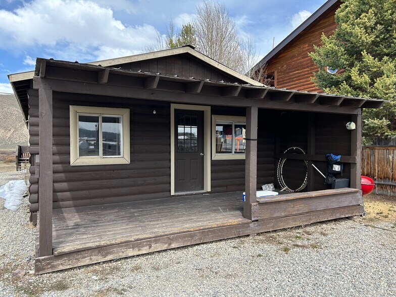 More Photos Of 1150 Eva Falls, Stanley Restaurant For Sale