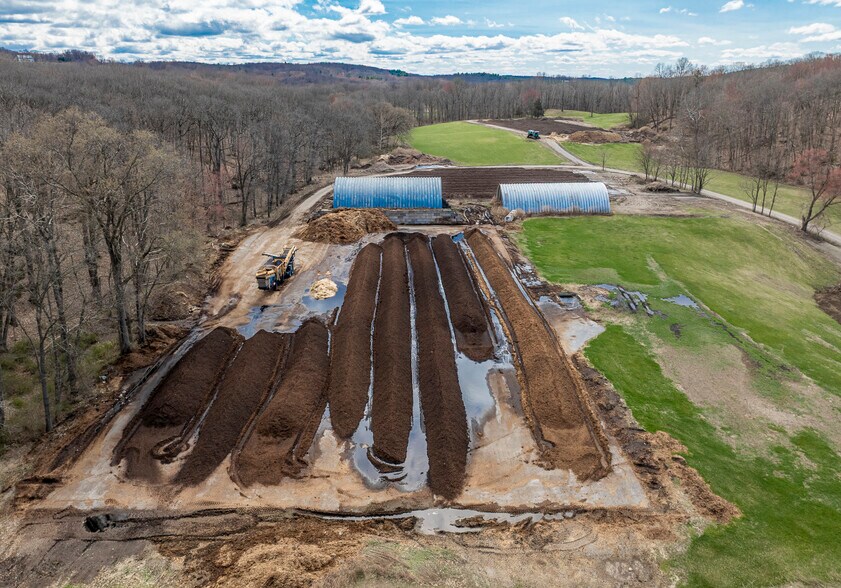 More Photos Of 12 Hunns Lake Rd, Stanfordville Flex For Sale