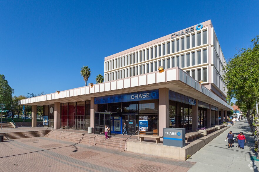 More Photos Of 330 N D St, San Bernardino Medical For Lease