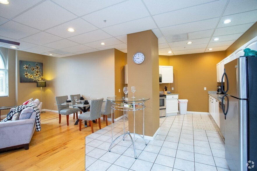 More Photos Of 555 N 4th St, Saint Louis Apartments For Sale