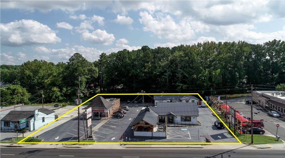 More Photos Of 4053 Lawrenceville Hwy, Tucker Storefront Retail Office For Sale